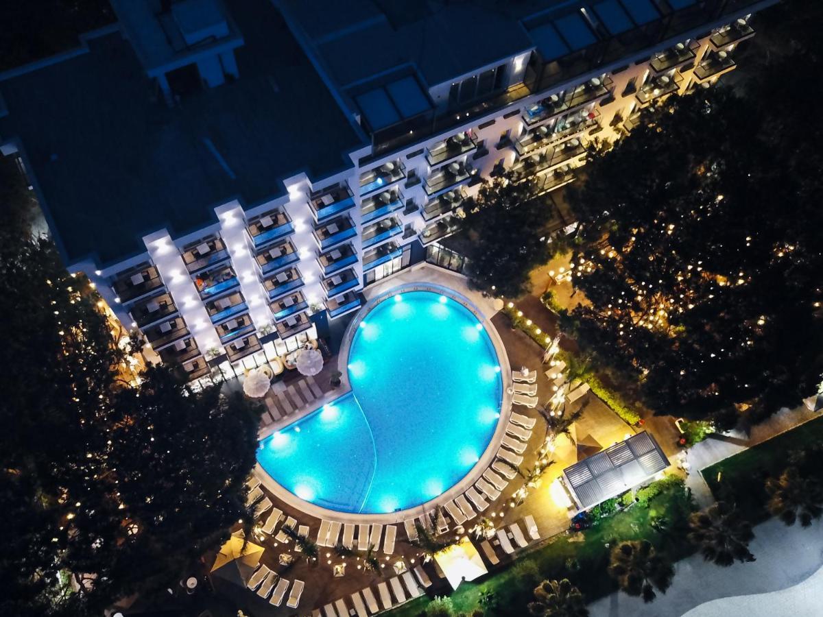 Vm Resort & Spa Golem  Exterior foto